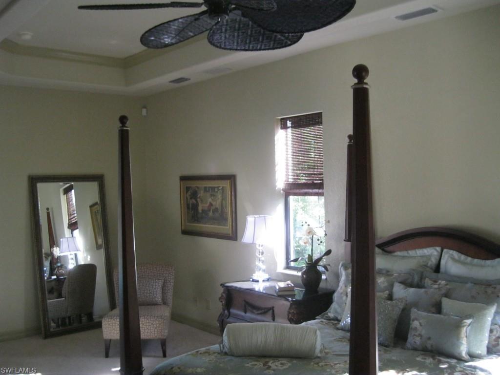 YACHT CLUB - Residential