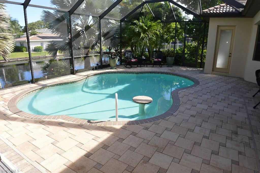 YACHT CLUB - Residential