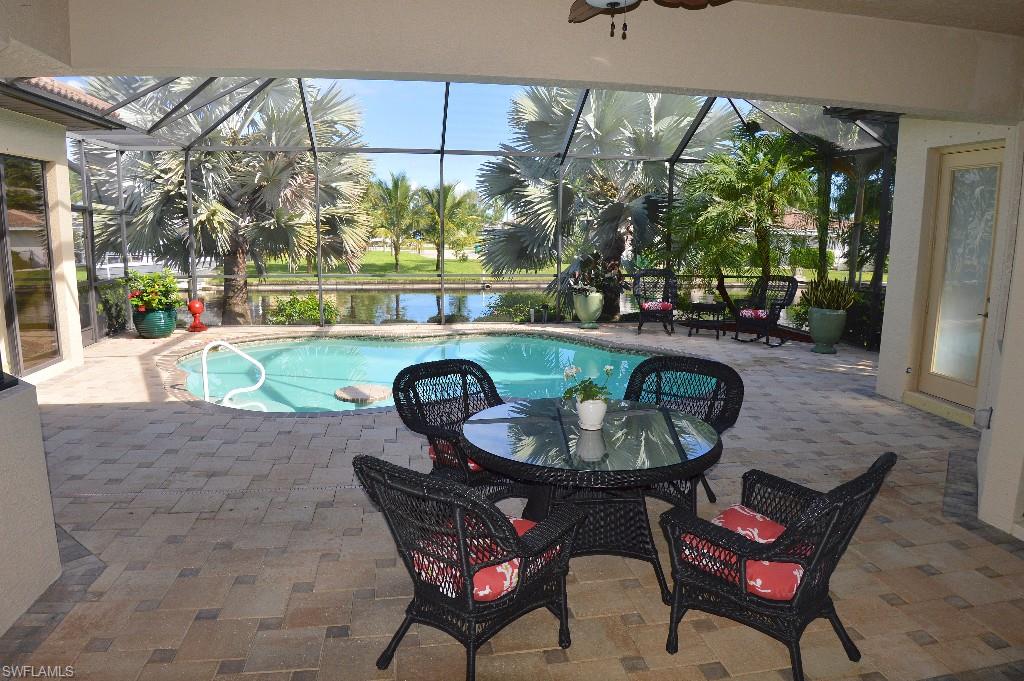 YACHT CLUB - Residential