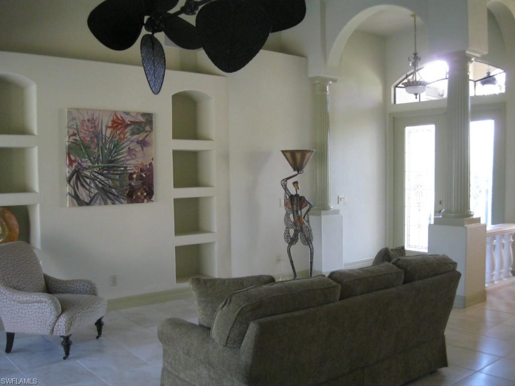 YACHT CLUB - Residential