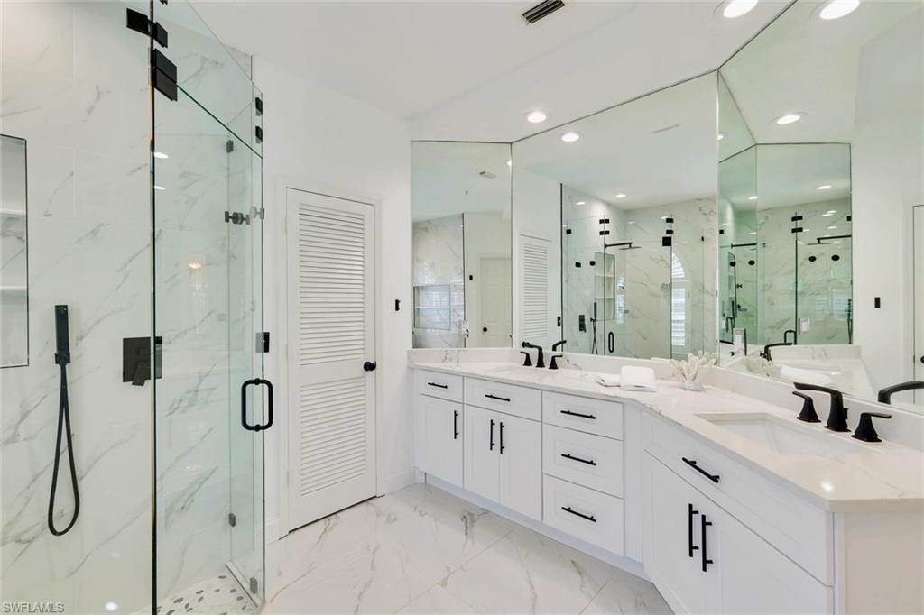 MEWS OF NAPLES - Residential