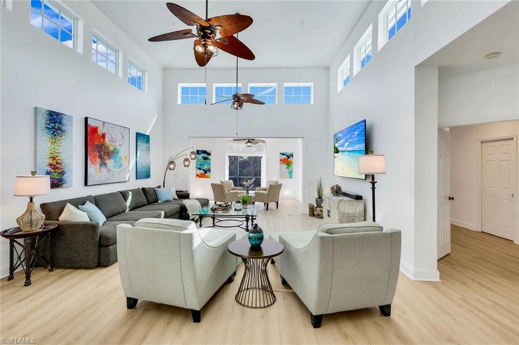 MEWS OF NAPLES - Residential