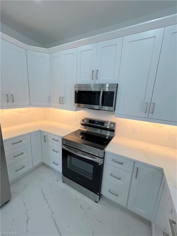 GOLDEN GATE ESTATES - Residential Lease