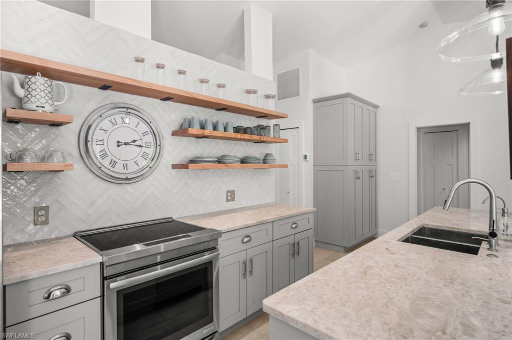 RIVER REACH - Residential