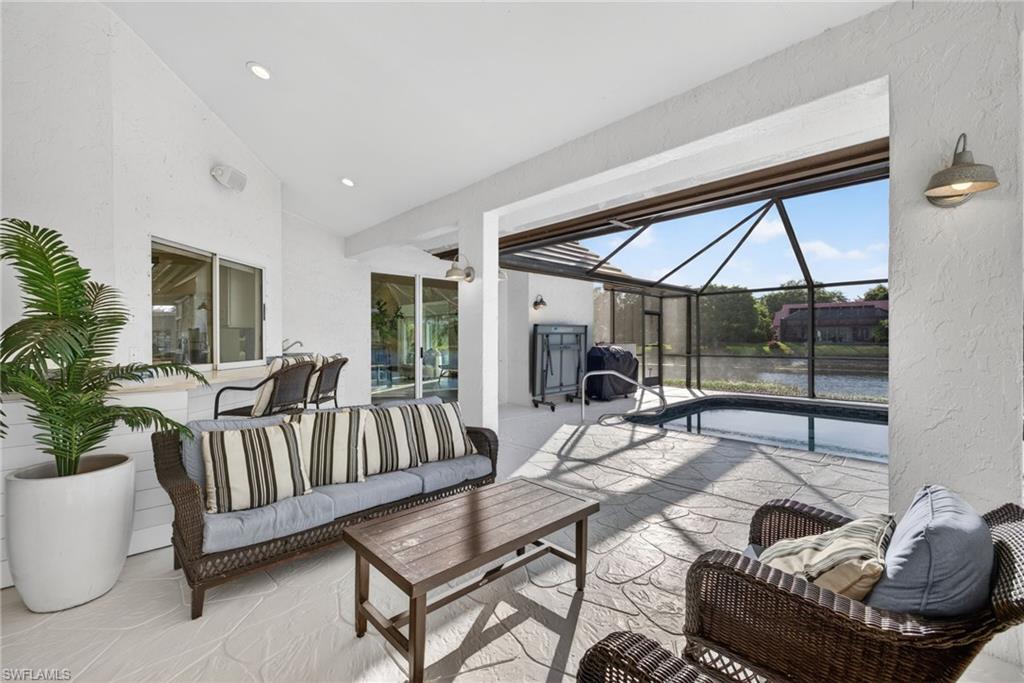 MONTEREY - Residential