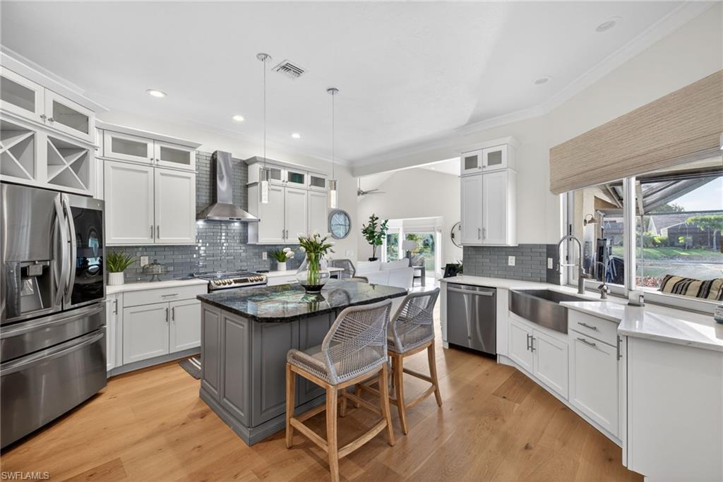 MONTEREY - Residential