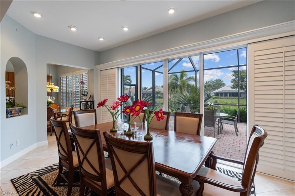 AUTUMN WOODS - Residential