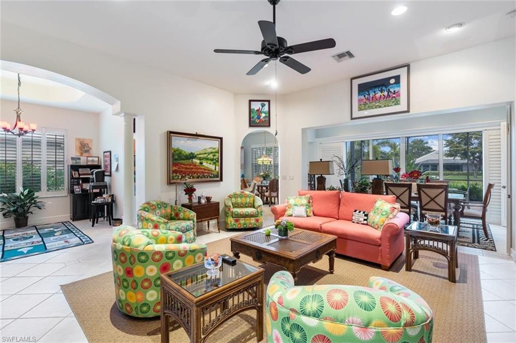 AUTUMN WOODS - Residential