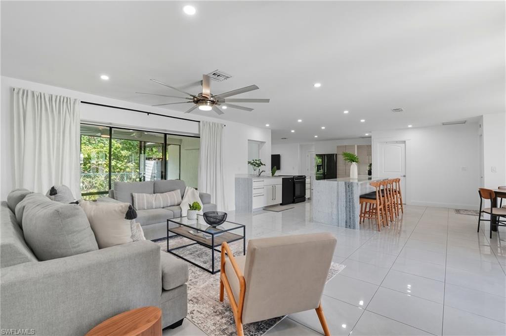 PALM RIVER ESTATES - Residential Lease