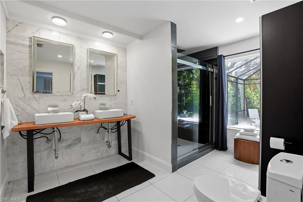 PALM RIVER ESTATES - Residential Lease