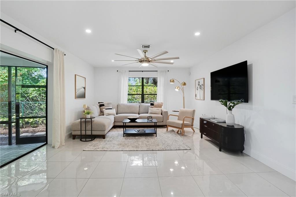 PALM RIVER ESTATES - Residential Lease