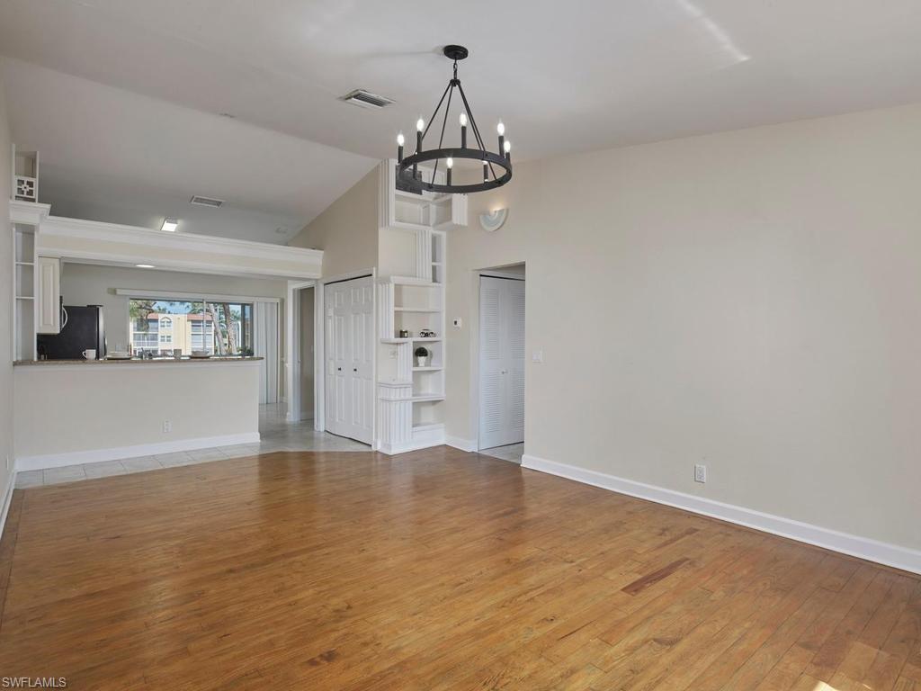Properties 267 Quail Forest BLVD 209