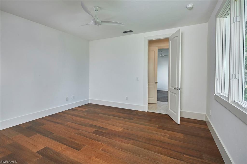 AQUALANE SHORES - Residential