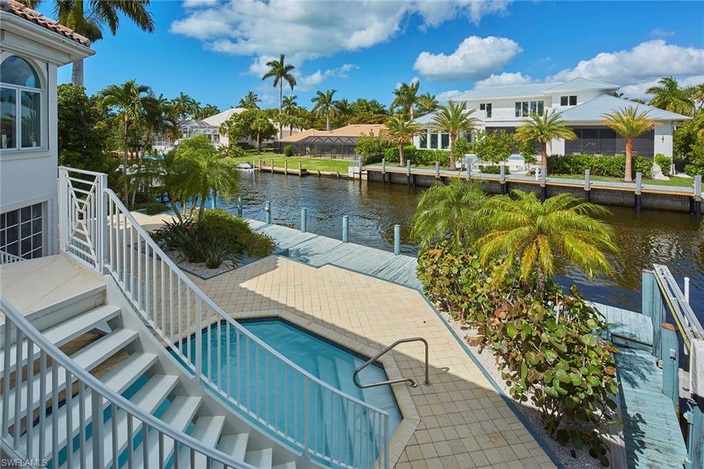 AQUALANE SHORES - Residential