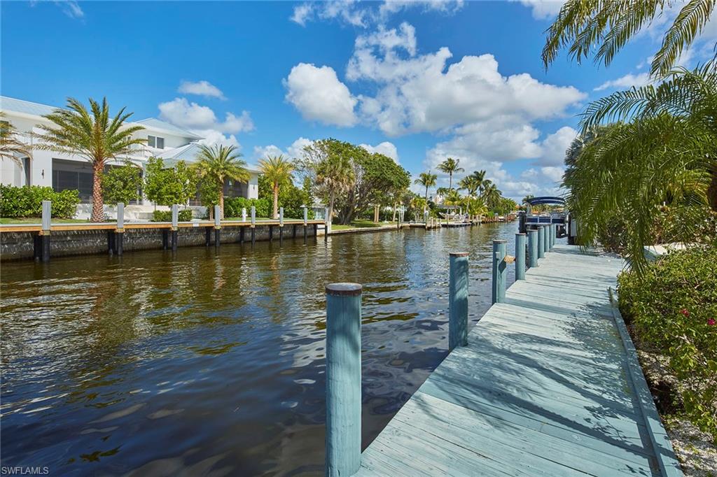 AQUALANE SHORES - Residential