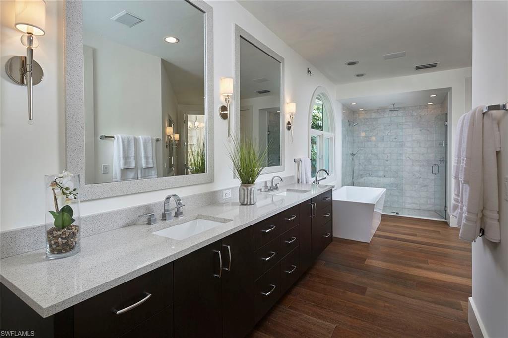 AQUALANE SHORES - Residential