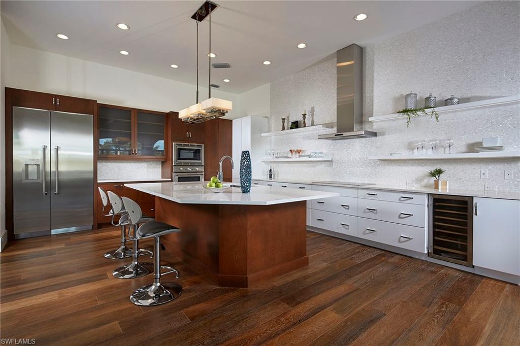 AQUALANE SHORES - Residential