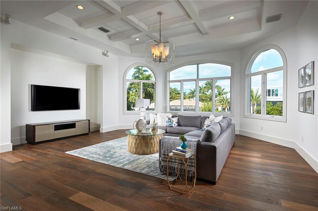 AQUALANE SHORES - Residential