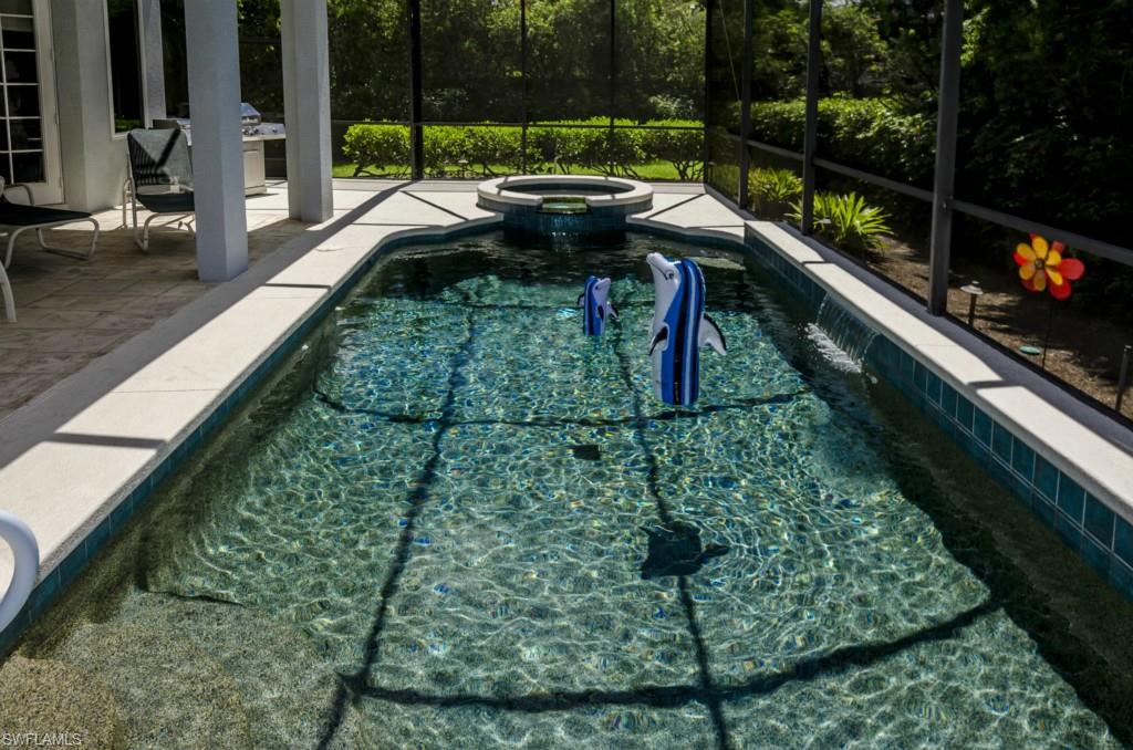 EDGEWATER - Residential