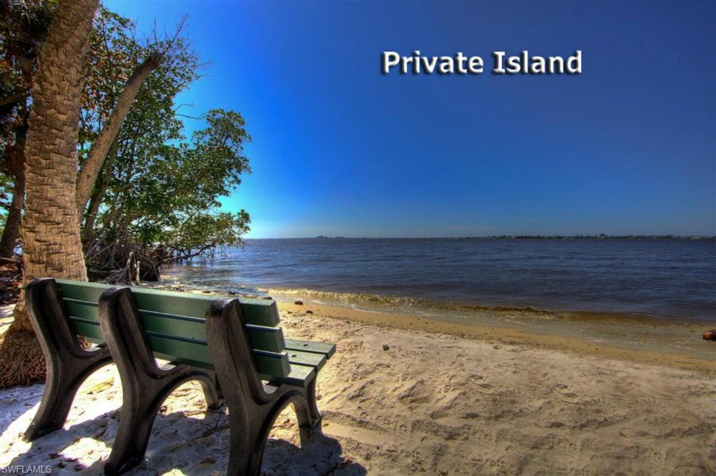 EDGEWATER - Residential