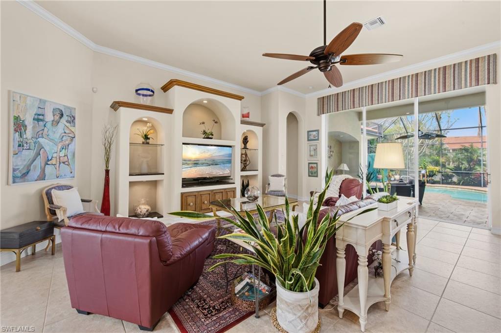 VILLA GRANDE - Residential