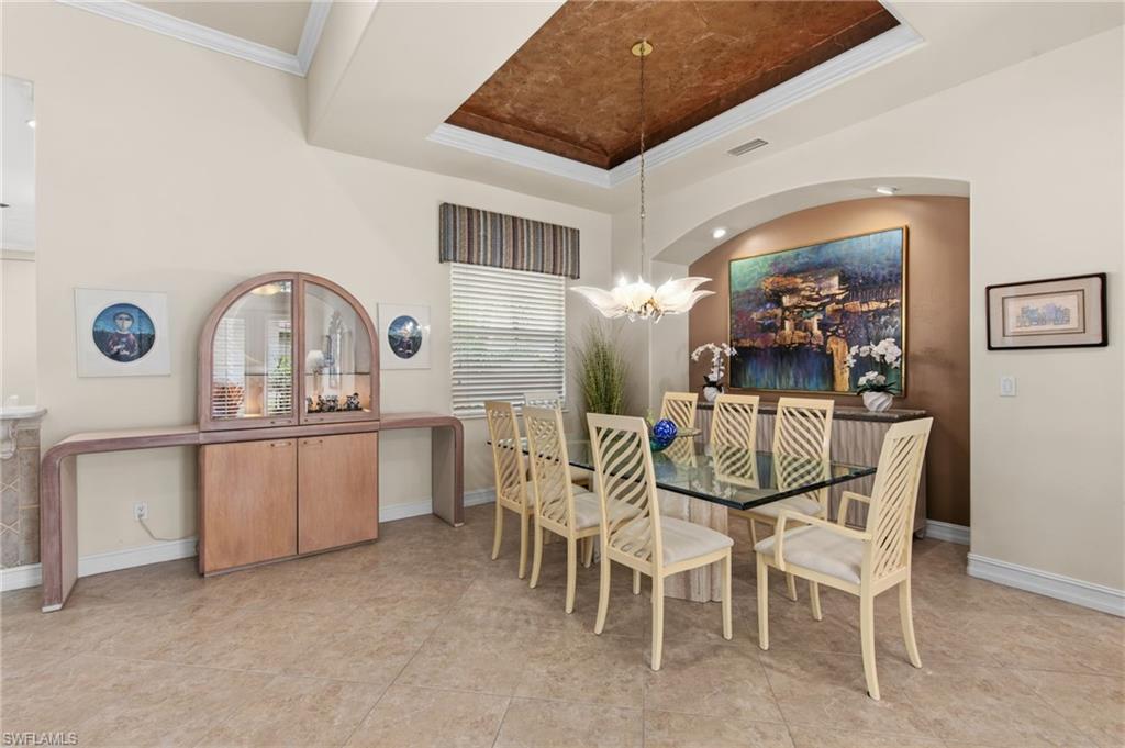 VILLA GRANDE - Residential