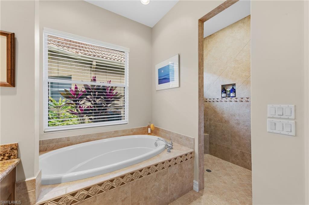 VILLA GRANDE - Residential