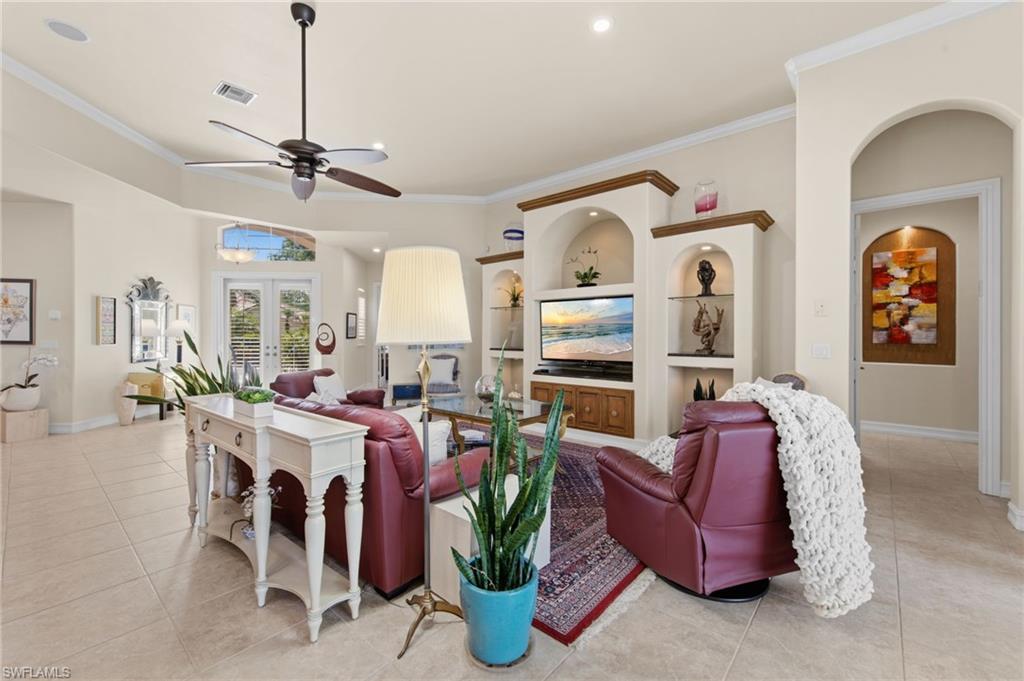 VILLA GRANDE - Residential