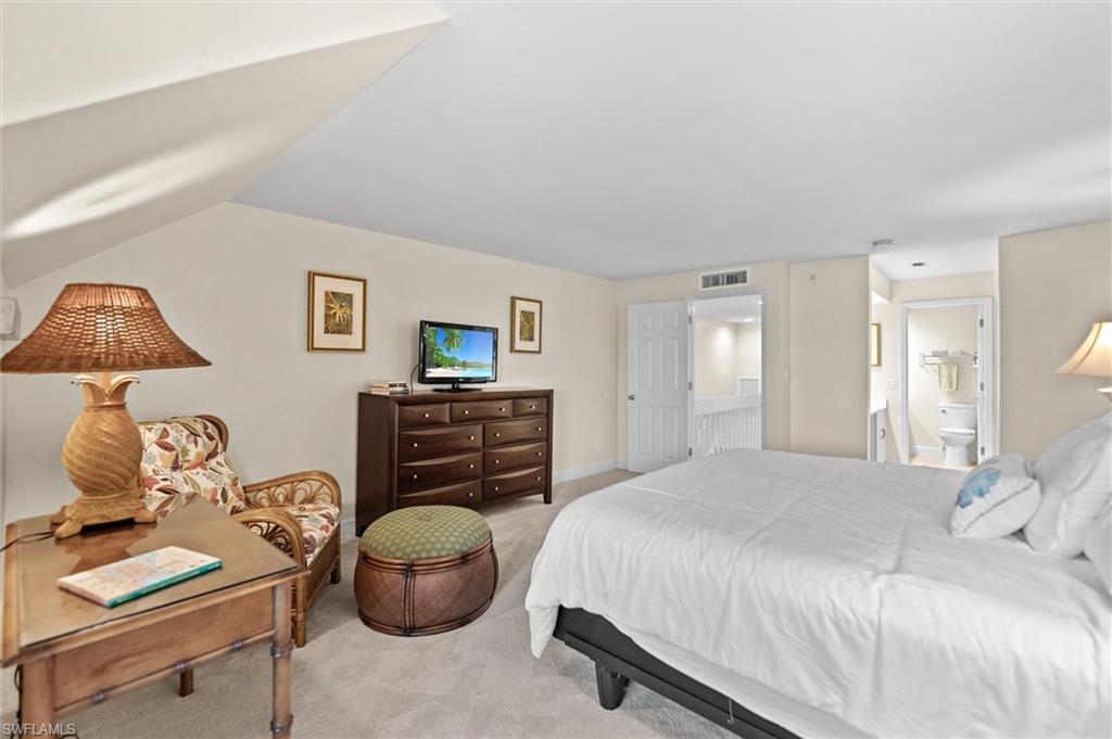 BAYSIDE VILLAS - Residential