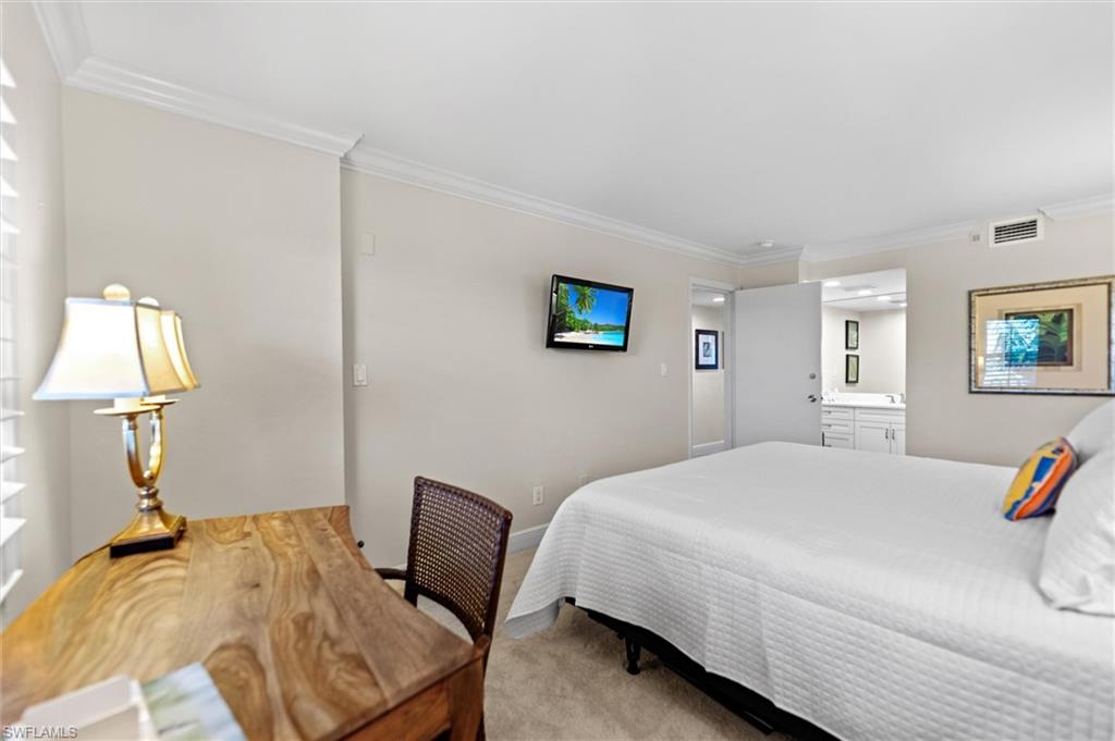 BAYSIDE VILLAS - Residential