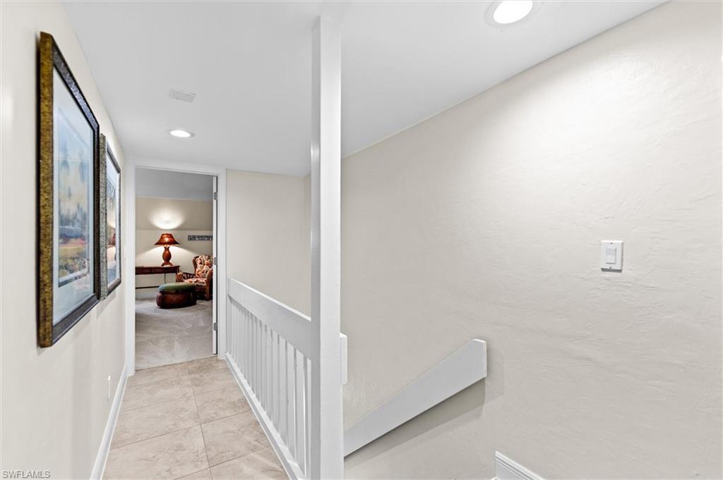 BAYSIDE VILLAS - Residential