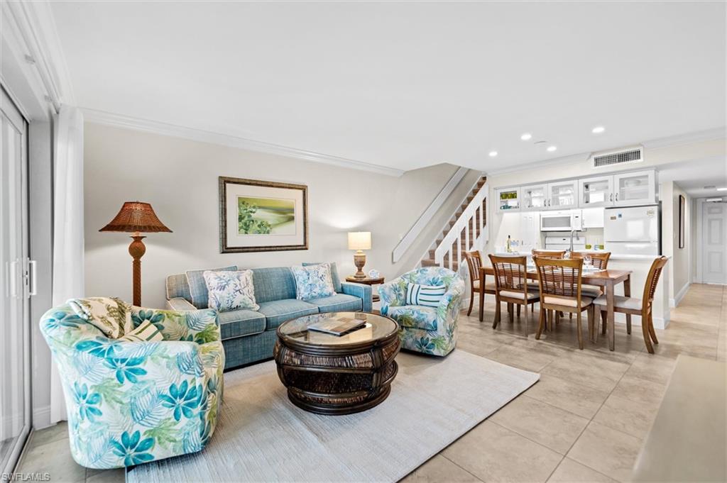 BAYSIDE VILLAS - Residential