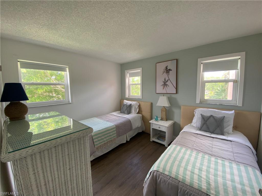 TURTLE LAKE GOLF COLONY - Residential