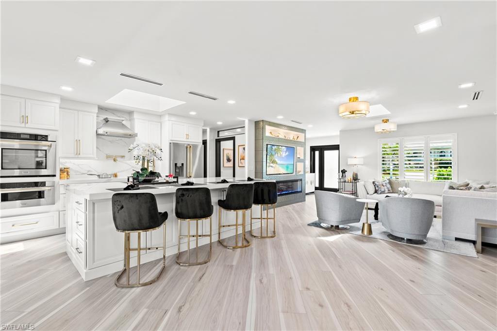 ISLAND PARK - Residential