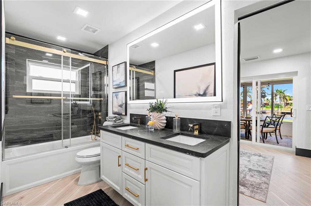 ISLAND PARK - Residential