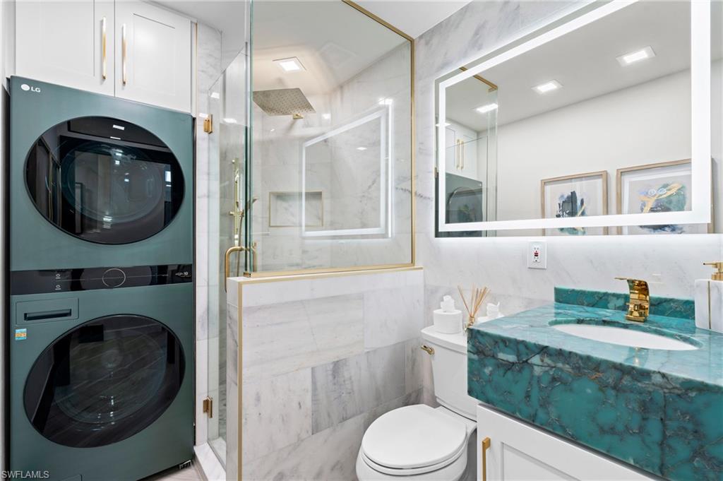 ISLAND PARK - Residential