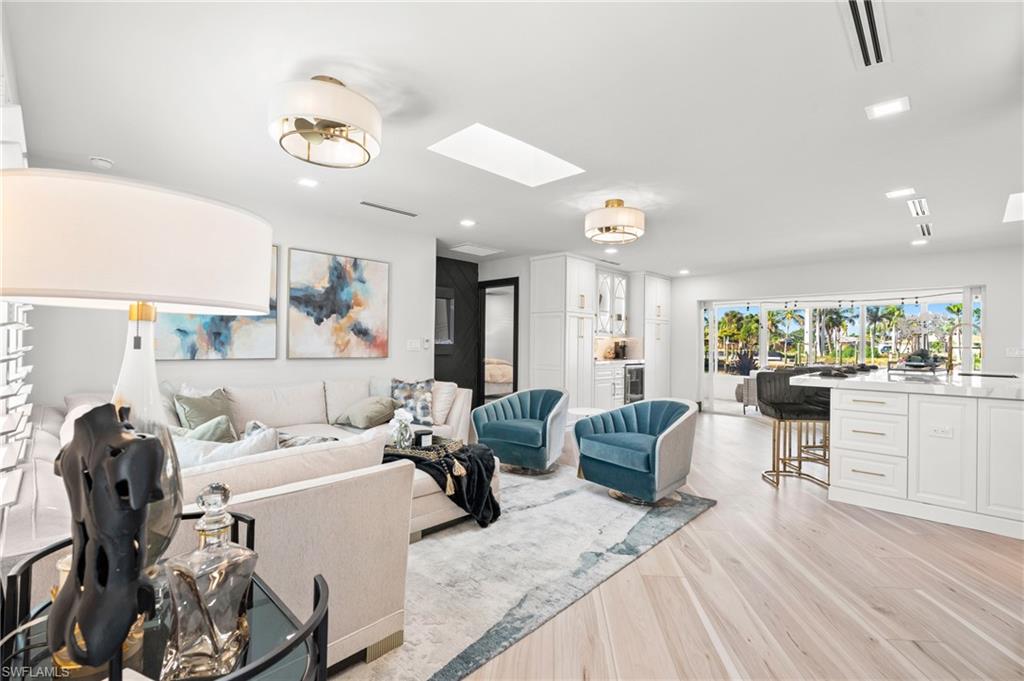 ISLAND PARK - Residential