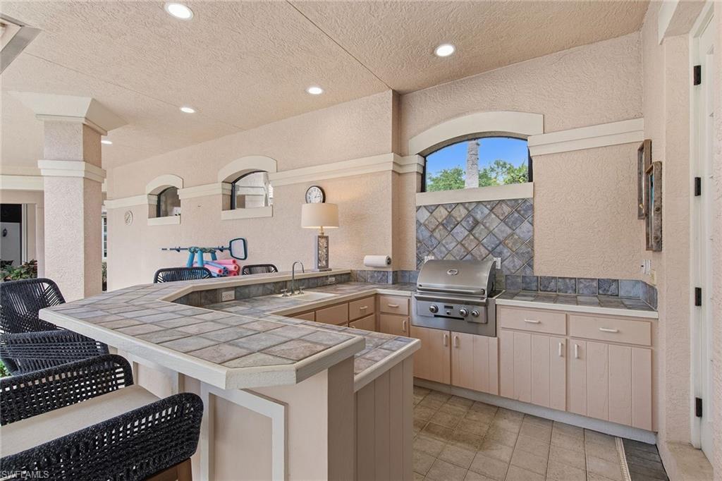 QUAIL WEST - Residential