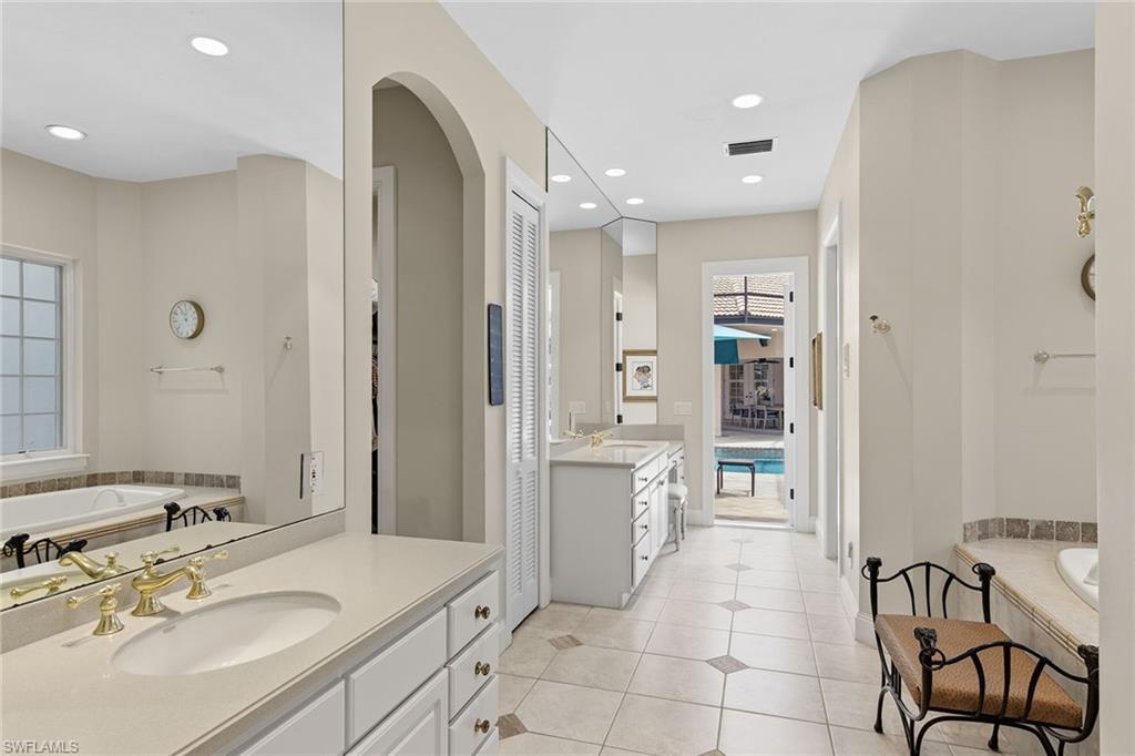 QUAIL WEST - Residential