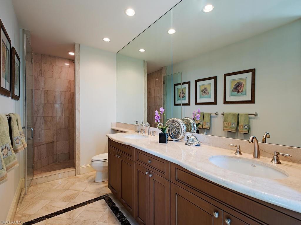 SEASONS AT NAPLES CAY - Residential