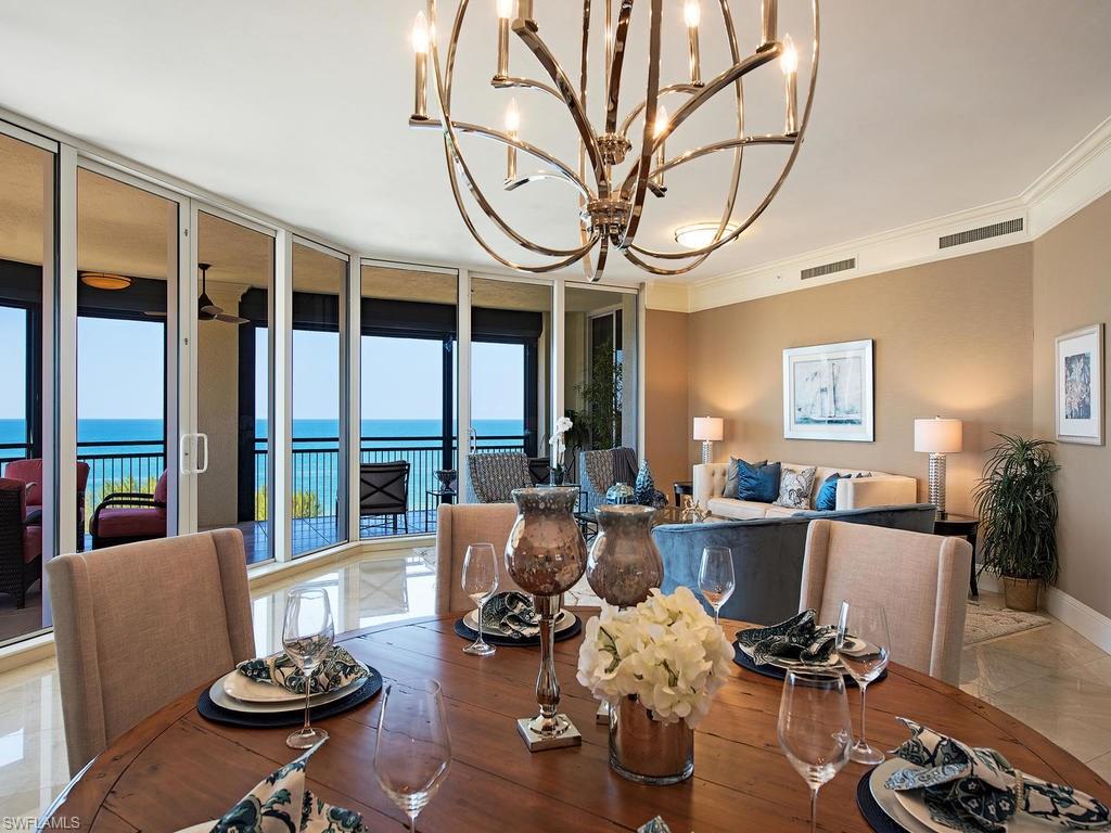 SEASONS AT NAPLES CAY - Residential