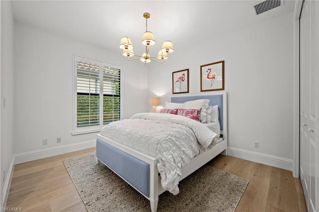 WILSHIRE LAKES - Residential