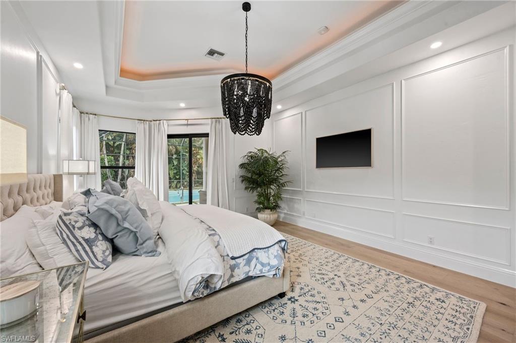 WILSHIRE LAKES - Residential