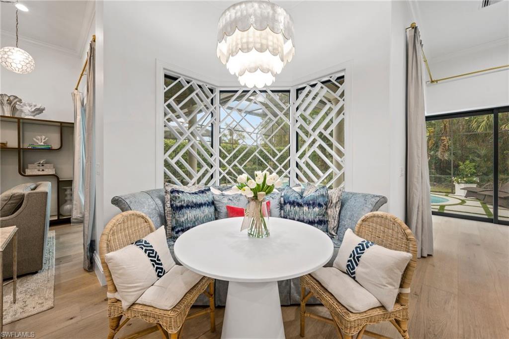 WILSHIRE LAKES - Residential