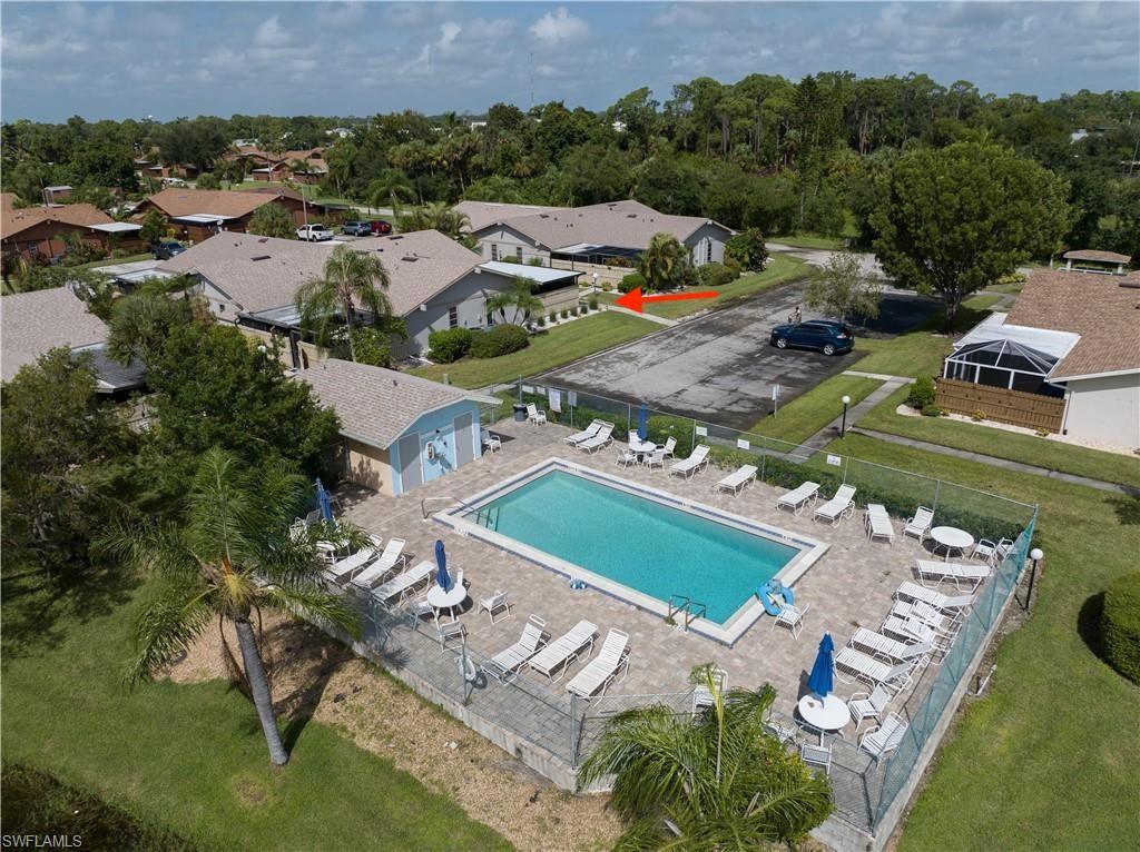 FOXMOOR LAKES - Residential