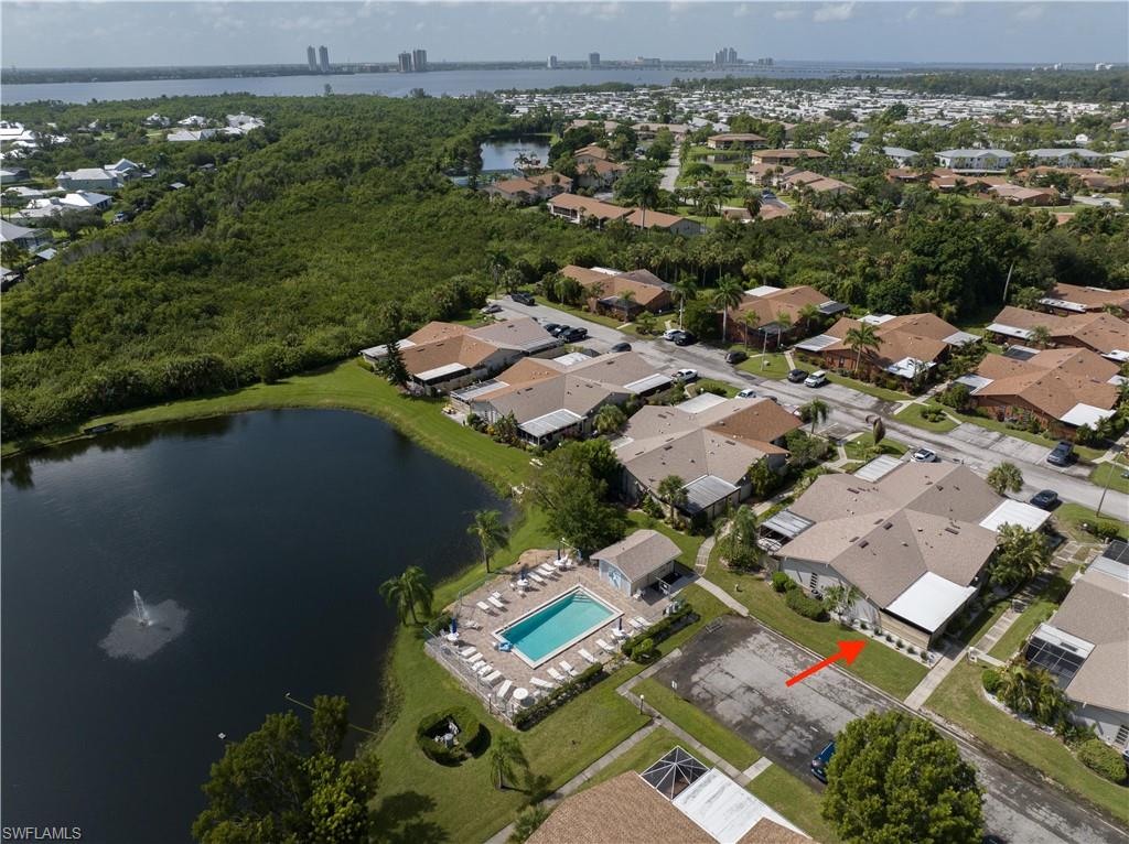 FOXMOOR LAKES - Residential