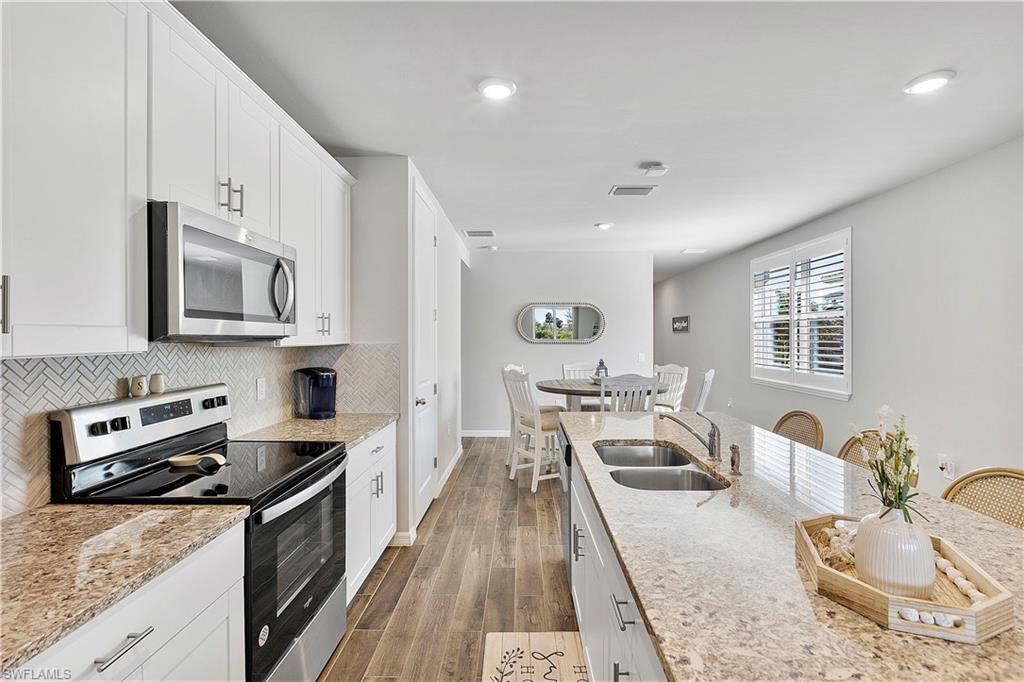 CRESCENT GROVE - Residential