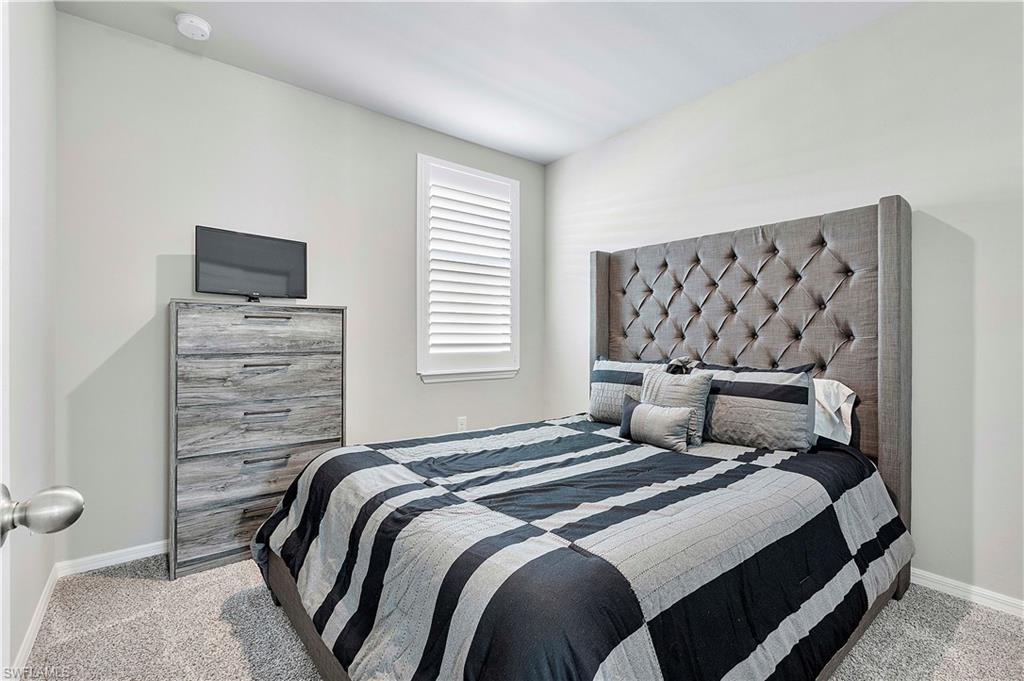 CRESCENT GROVE - Residential