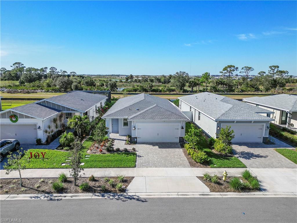 CRESCENT GROVE - Residential