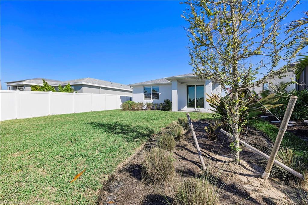 CRESCENT GROVE - Residential